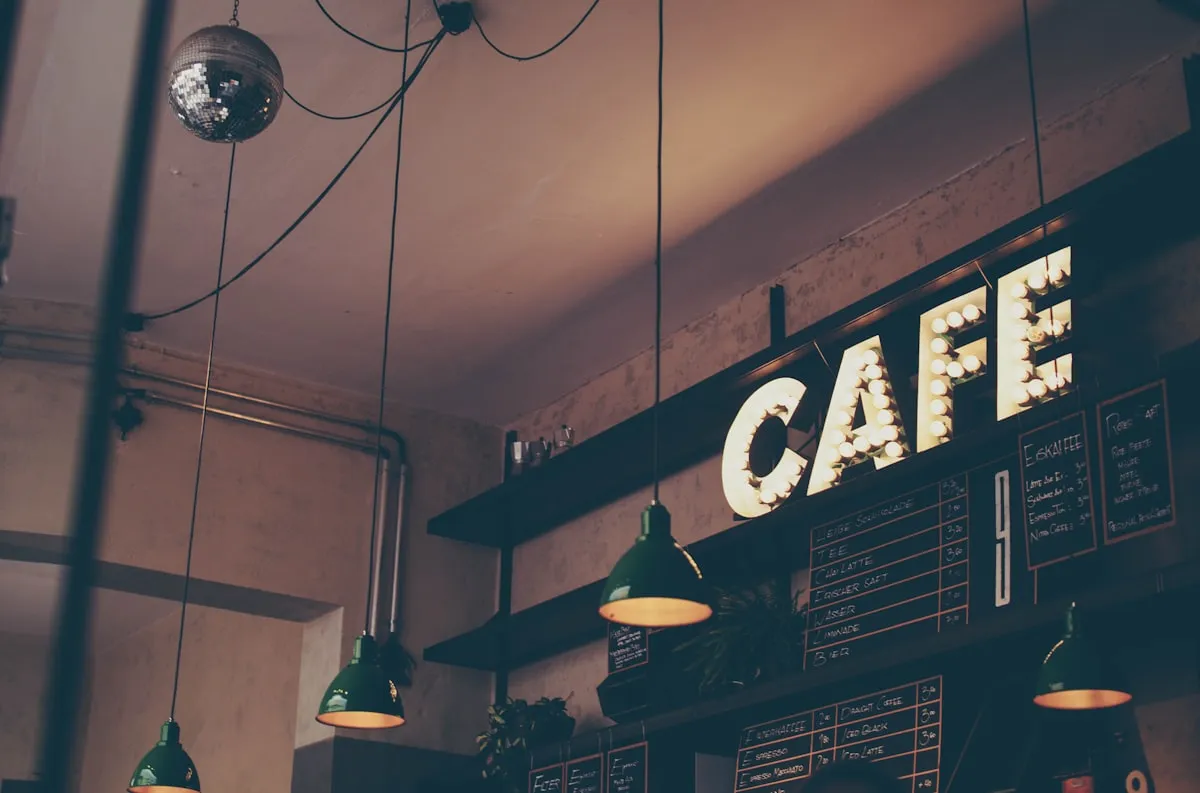 Coffee shop with ambient noise atmosphere